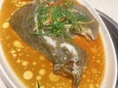 -煲王粤菜餐厅(中侨中心店)