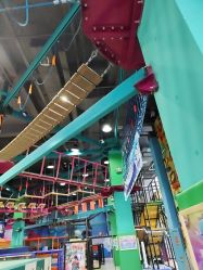 点击看大图 -欧酷世界动力星球(王府井奥莱UP TOWN店)