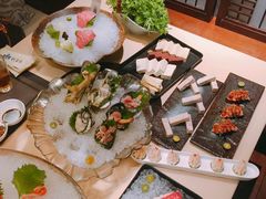 -余欢领鲜火锅(新街口店)