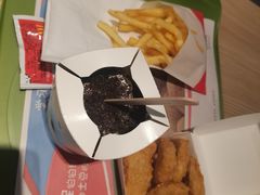 -麦当劳(轻轨曹杨路店)