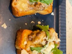 -必胜客(WOW中心城店)