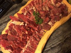 一口牛肉粒-熊出没日本烧肉放题