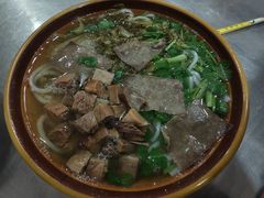 -花溪牛肉粉(八鸽岩店)