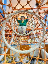 -爱婴室(上海浦建路店)