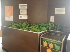 -麦当劳(展览路店)