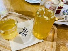 -ZING COFFEE 镜咖啡