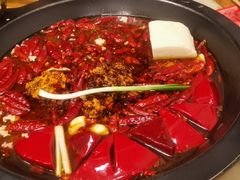 二龙转冷锅鸭血-黄潇洒老火锅(九眼桥宏济巷店)