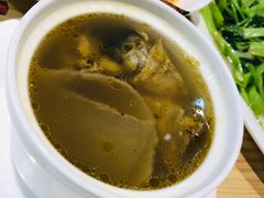 -滋味满屋美食坊(上海街店)