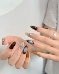 -H12 STAR日式美甲美睫专门店