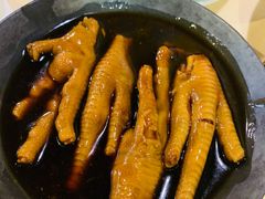 鲍汁凤爪-来龙里 精致 东南亚餐室(万象城店)