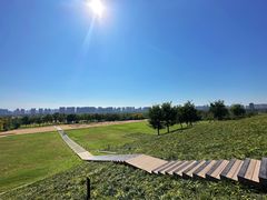 -汉长安城未央宫国家考古遗址公园