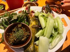 -苗阿哥酸汤牛肉火锅(体育场店)