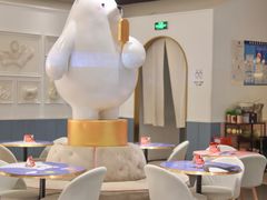 -深圳富苑皇冠假日套房酒店