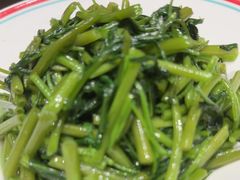 -川流不息·地道川菜·小龙虾(新松江路店)
