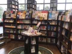 -新华书店白鹿书肆(市府路店)