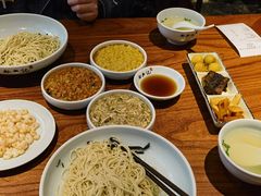 -裕兴记•蟹黄面馆(人民广场店)
