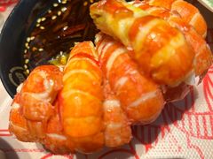 -肥肥虾庄·金牌油焖大虾(汉街SKP店)