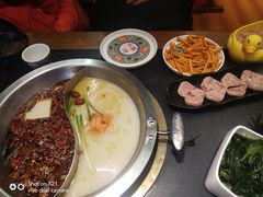 -沸炉重庆老火锅(军事博物馆店)