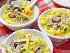 -龙桥私厨·姜花菊花过桥鱼·顺德菜(容桂店)