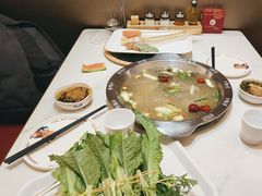 -辣八香新疆孜然串烤火锅(环球港店)