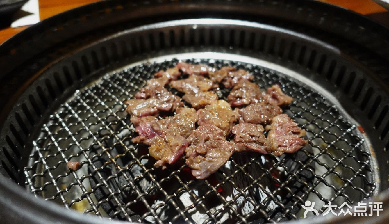 菠萝横膈膜说是那样附近的肉，吃不惯这个味道