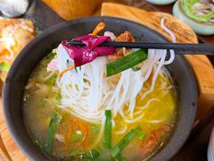 -桥香园过桥米线(国贸店)