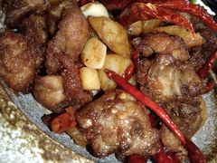 -隔壁老王·家常云南菜(花巷店)