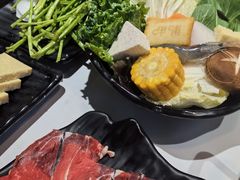 -呷哺呷哺 黄金牧场 (新中关购物中心店)