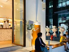 -Line 咖啡(石厦花园店)