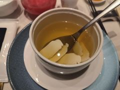 顶汤炖云南鲜松茸-逸道(益丰·外滩源店)