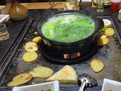 -有一锅·野生菌黑山羊腊排骨火锅(古城北门店)