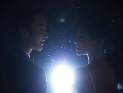 -至臻微拉婚纱摄影