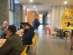 -麦当劳(石坝服务区店)