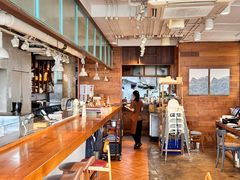 -ROAST coffee & eatery
