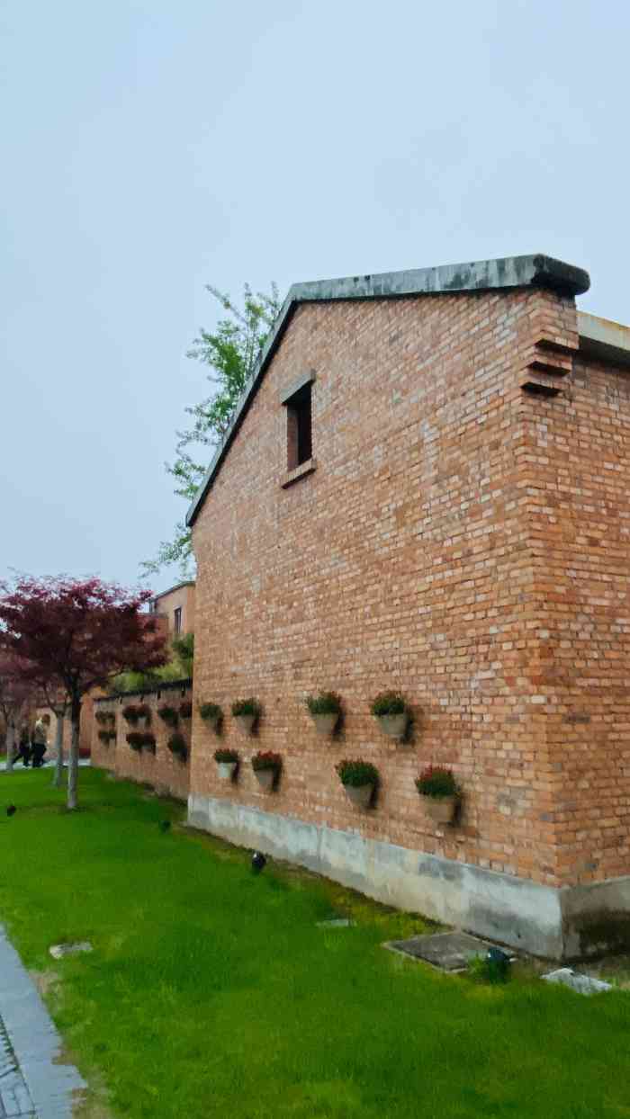 江南荣庄-"四舍五入我就算吃了四顿米其林三星了,这家.