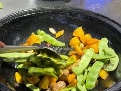 -闯关东东北农家菜(崂山石老人店)