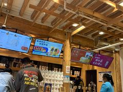 -霸王茶姬(南强街店)
