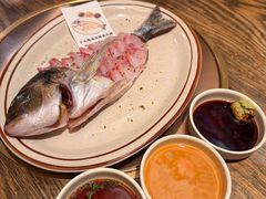 干式熟成活缔金头鲷-肉魁屋·烧肉·烧鸟·酒场(高新店)