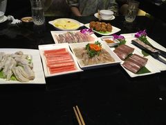 -唯爱KTV聚会餐厅(仙林东城汇店)
