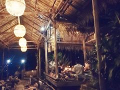 -乌托邦酒吧和餐厅