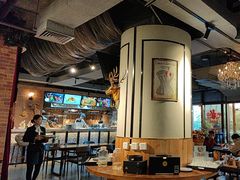 -卡普里披萨·牛扒·下午茶