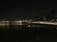 -南京眼步行桥