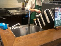 -星巴克(海桐路店)