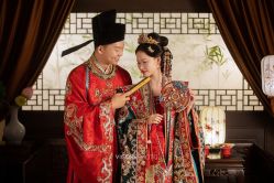 -雪中彩影婚纱摄影·微光艺术中心