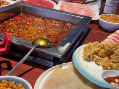 -二荆条·蜀鲜汇城市森林火锅