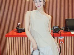 -杭州湖滨银泰in77