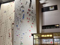 -问山MountQuest攀岩馆