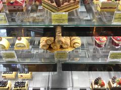 面包甜点陈列柜-咖啡CHA自助餐厅(香格里拉饭店)
