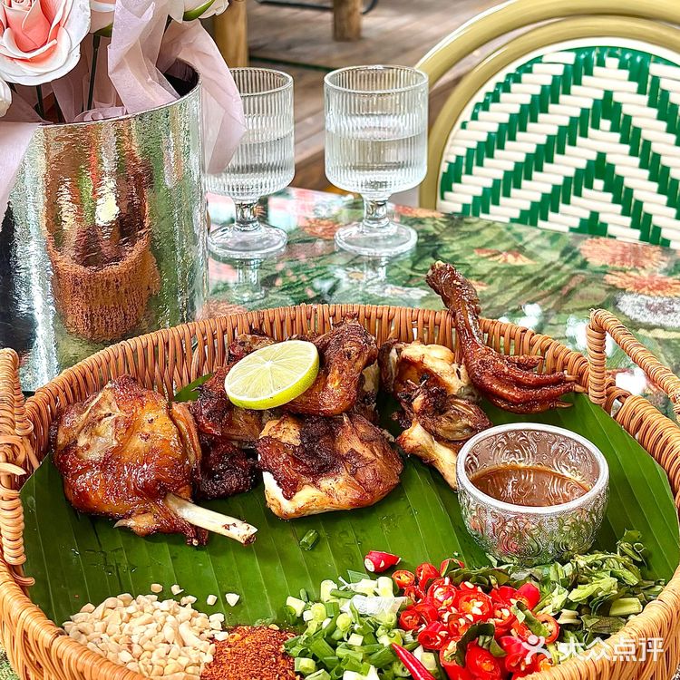 广州“小清迈”雨林餐厅