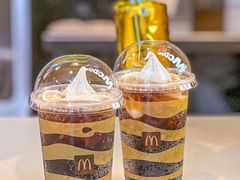 甜品站可乐麦炫酷-麦当劳(东急新天地店)